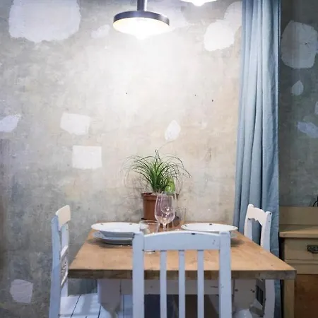 Apartment Erkelh *